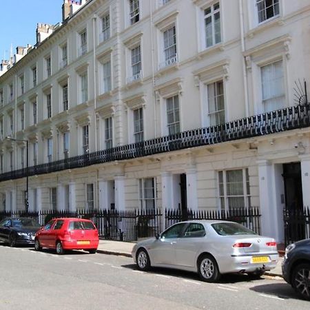 Stay In Serviced Apartments Queensway London Exterior photo