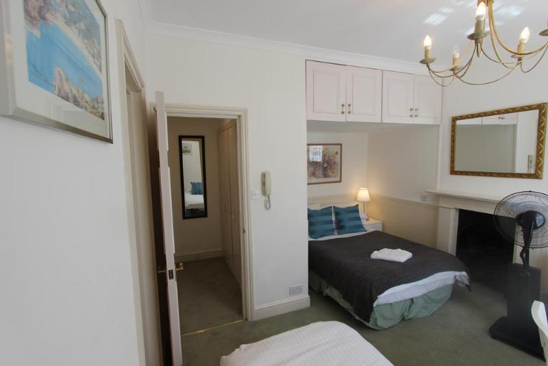 Stay In Serviced Apartments Queensway London Exterior photo
